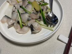 -煲王粤菜餐厅(中侨中心店)