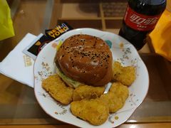 -牛约堡·手作牛肉汉堡(长宁店)