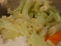 -同济大学本部学苑饮食广场