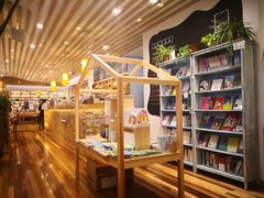 -猫的天空之城概念书店(印象城购物中心店)