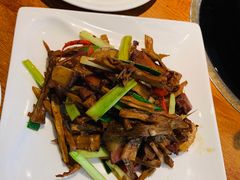 -黑鸡小馆(金源店)