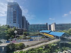 -深圳龙华大浪商业中心亚朵X酒店