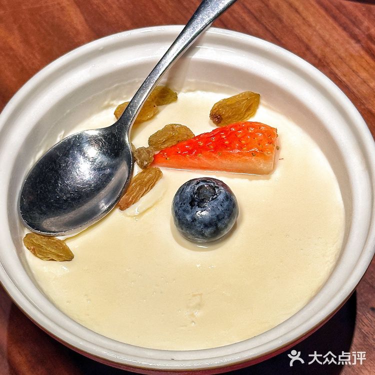 在广州‼️也能吃上地道的北京烤鸭[得意]