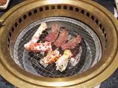 -山川小町·极番烧肉(新地假日广场店)