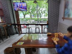 -桂林卤王米粉(滨江路店)