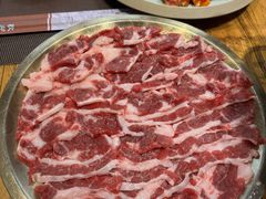 -青古韩式炭火烤肉店