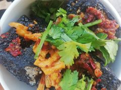 -黑色经典臭豆腐·湖南特产(步行街店)