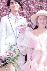 -雪中彩影婚纱摄影·微光艺术中心