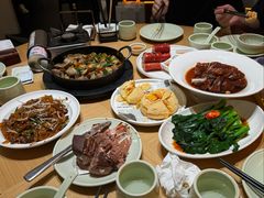 -蝴蝶里·粤菜·点心(滨江龙湖店)