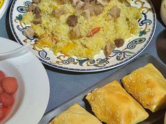 -伊带伊路新疆美食府(呼家楼店)