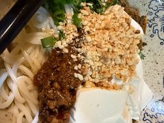 -蜗牛的家旅行主题云南菜餐厅.小酒馆(护国寺店)