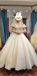 点击看大图 -拉瑞娜LaReine婚纱礼服高级定制
