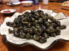 紫苏炒田螺-帆荣农庄