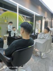 -不迫先生专业男士剪发