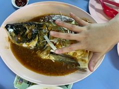 -成记酱蒸松鱼头