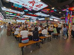 大堂-八一好吃街·高品美食广场