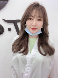 -AYO SALON