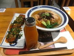 -霸蛮湖南菜·牛肉粉(荣京西街店)
