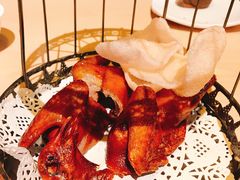 招牌脆皮乳鸽子-避风塘(宝山万达店)