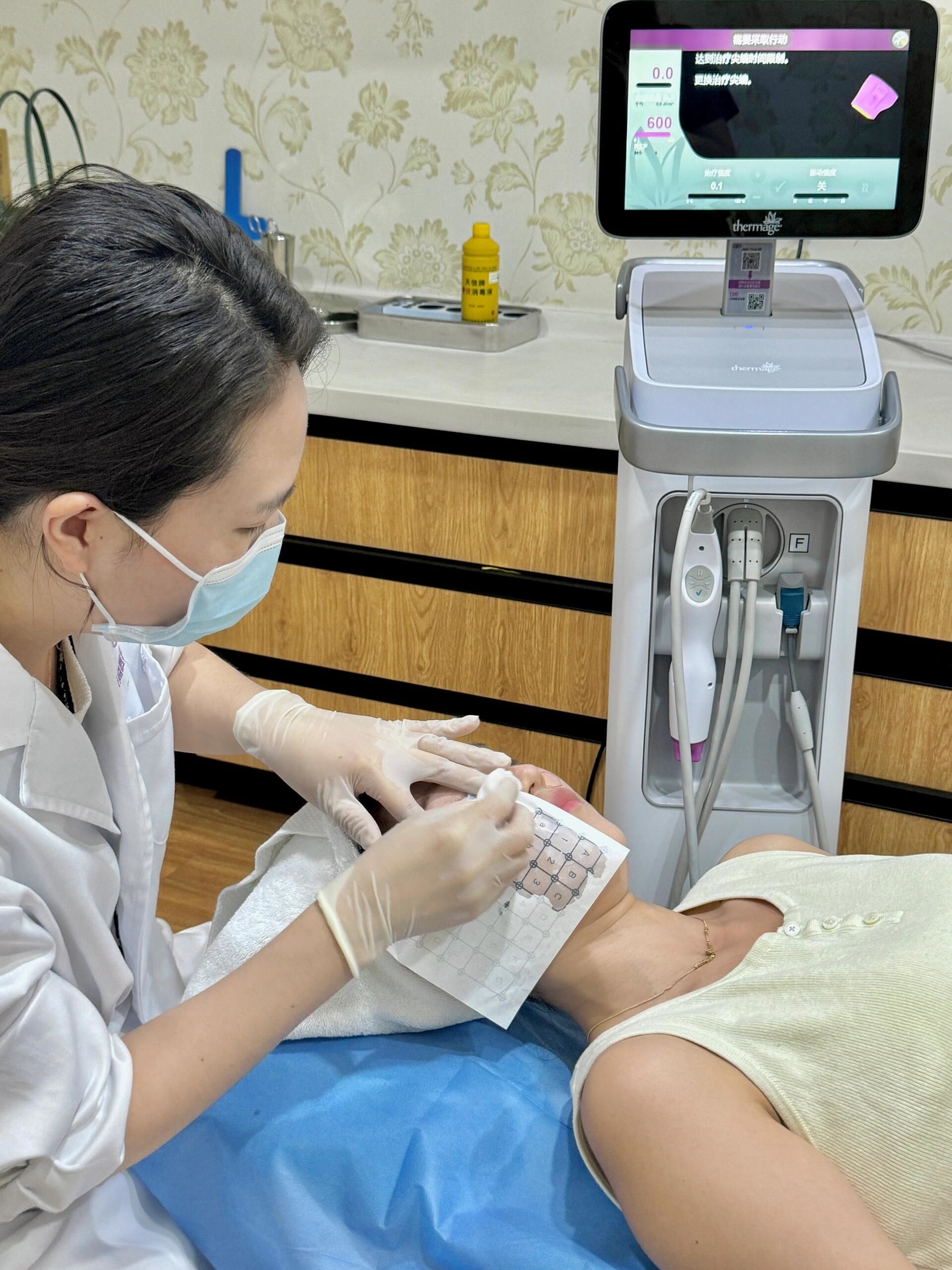 世纪坛医院黄牛号贩子挂号-代诊代建档的简单介绍 世纪坛医院黄牛号贩子挂号-代诊代建档的简单介绍