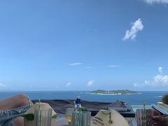 -瑰丽酒店·海吧·天际下午茶·现场DJ·天台酒吧