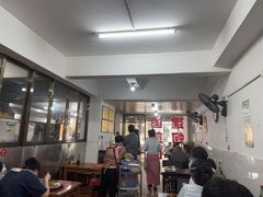-建国蚵煎蚵面