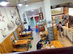 大堂-聋朋小吃(金庭湖小区店)