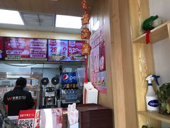 -华莱士·全鸡汉堡(财经学院店)