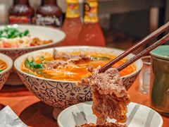-粉八·云南米线·建水烧烤(常熟路店)