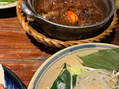 -Cuc Gach Quan Restaurant