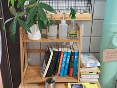 -蜜蜂小象·榴莲千层蛋糕(时代汇11栋店)