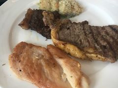 -圣丰索菲特·2 On 988 Café 自助餐厅
