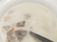 黄豆排骨汤-梅飞酒家(名辉豪庭店)