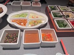 -左庭右院鲜牛肉火锅黑金店(陆家嘴中心店)