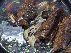 -小龙大肉面馆
