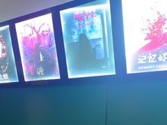 -荒岛实景沉浸密室(江汉路1店)