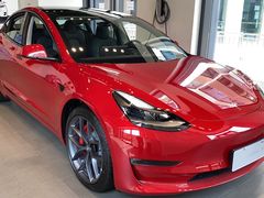 -TESLA 特斯拉(上海太古汇体验店)