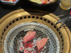 -山川小町·极番烧肉(新地假日广场店)