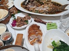 -梅利汴京烤鸭•开封豫菜地标店(东大街店)