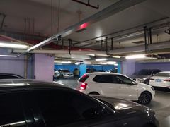 -上海来福士广场-停车场