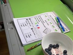-康朴乐儿童学习桌椅(蓝色港湾店)