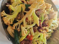 -尕盼舍连锁餐饮大盘鸡拌面王(中和美食街店)