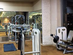 -天津圣光皇冠假日酒店·游泳健身中心