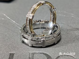 ，男士为什么对戒钻少IDo