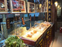 -东口码头·烧鸽子·鱼头泡饼·地方菜(金鹰悦城店)