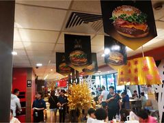 大堂-麦当劳(龙之梦购物中心店)