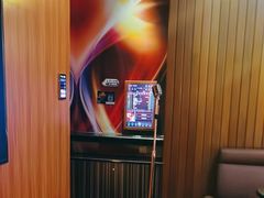 -K+全国连锁KTV(绿地缤纷天地店)