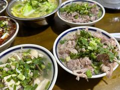 -小杨翘脚牛肉