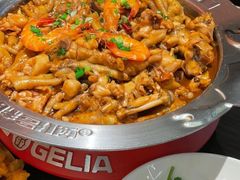 -胖哥俩肉蟹煲(石家庄长安万达店)