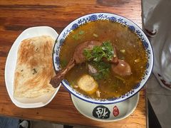 -叶新小吃店(来凤小区总店)